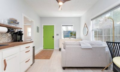 Be A Nomad | Laid Back Beach Studio | Steps to the water!